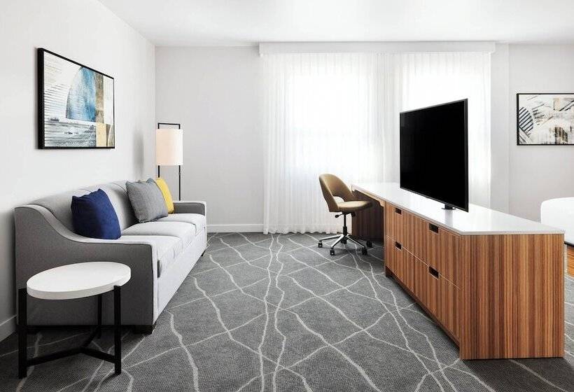 Delta Hotels By Marriott Grande Prairie Airport