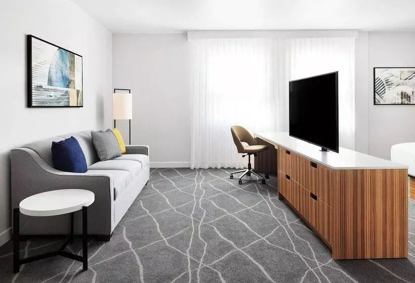 Delta Hotels By Marriott Grande Prairie Airport