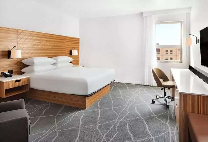 Delta Hotels By Marriott Grande Prairie Airport