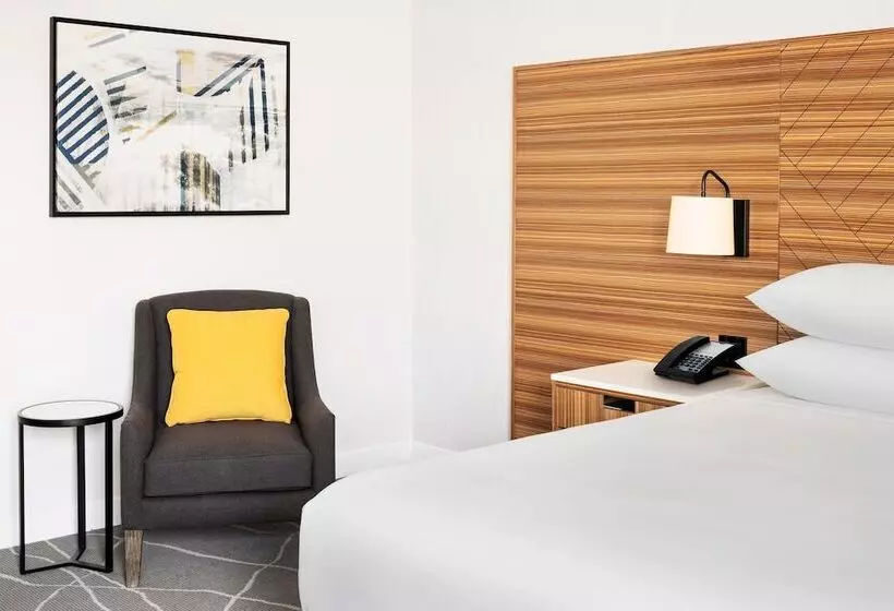 Delta Hotels By Marriott Grande Prairie Airport