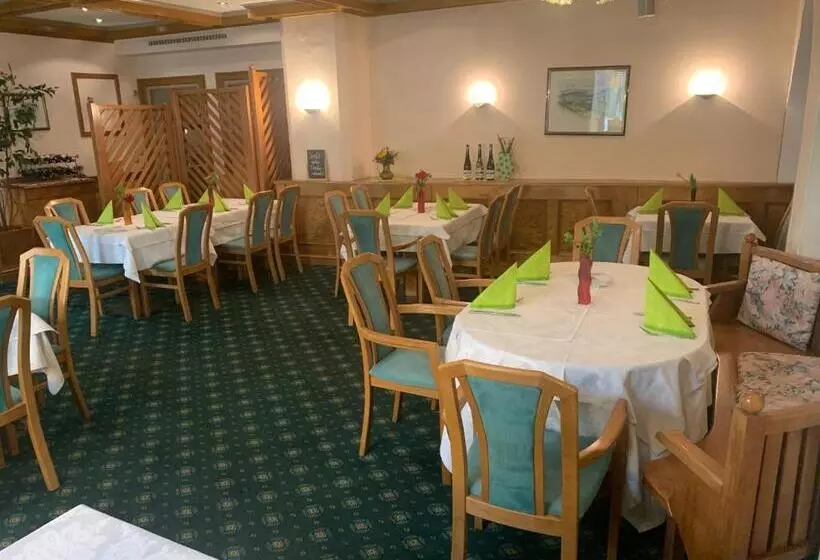 ホテル Landgasthof Zur Post