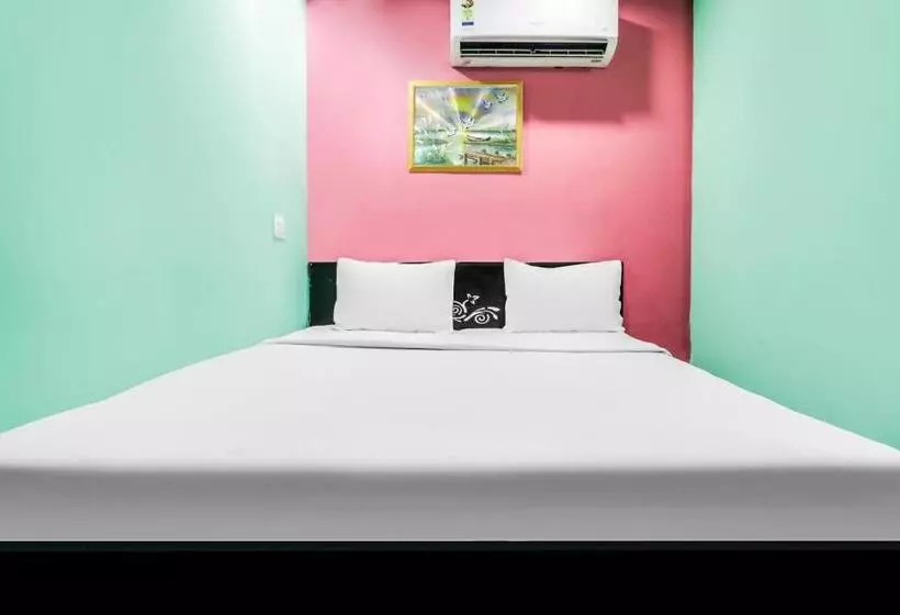 Flagship Hotel Rose