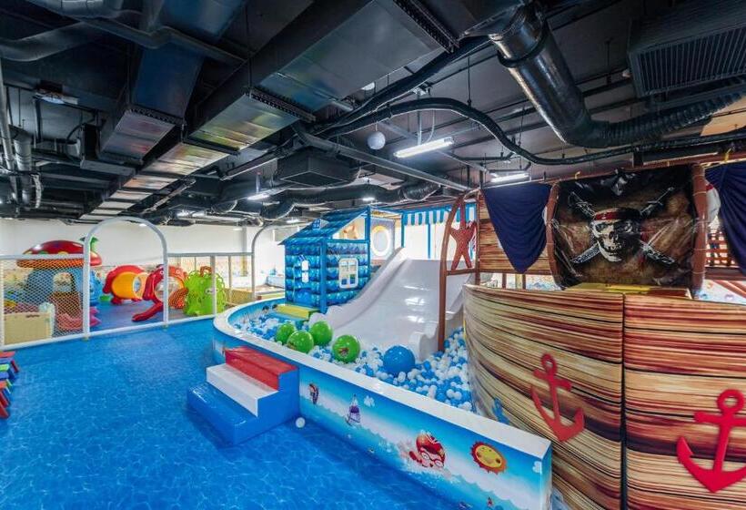 Flamingos Cat Ba Resort Apartment