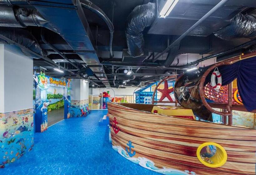 Flamingos Cat Ba Resort Apartment