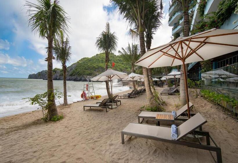 Flamingos Cat Ba Resort Apartment