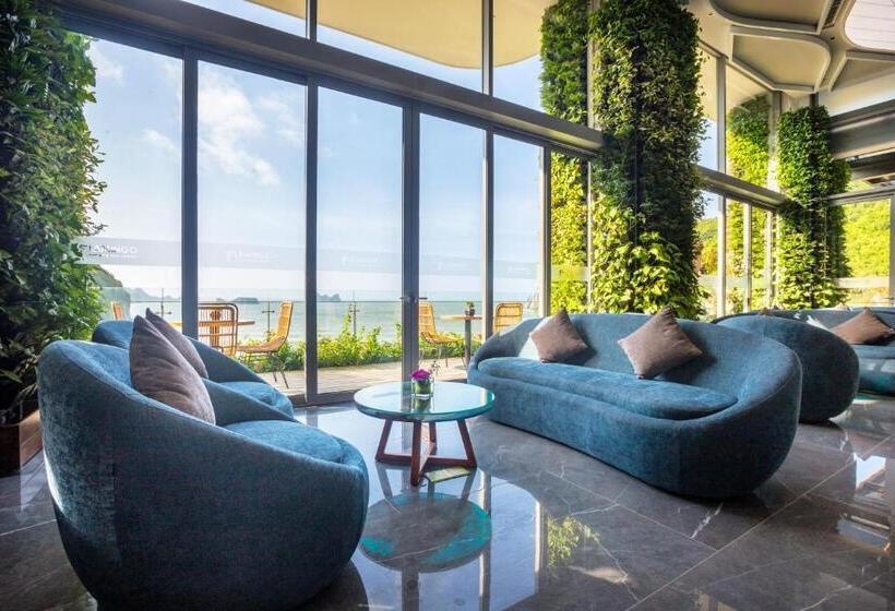 Flamingos Cat Ba Resort Apartment