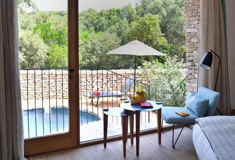 Hotelli A Speranza Suites Avec Piscine Privative Chauffée