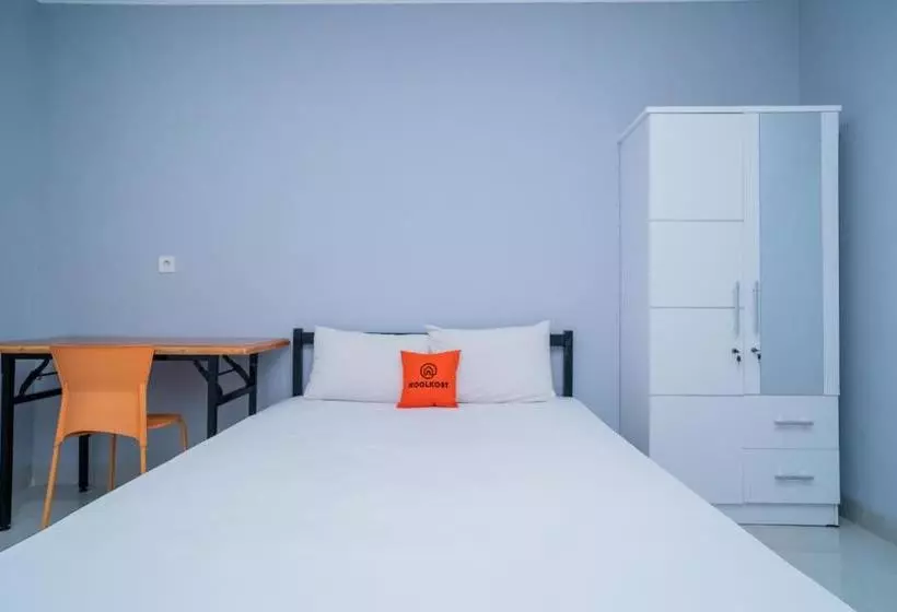 ホテル Koolkost Syariah Near Lippo Mall Kemang  Minimum Stay 6 Nights