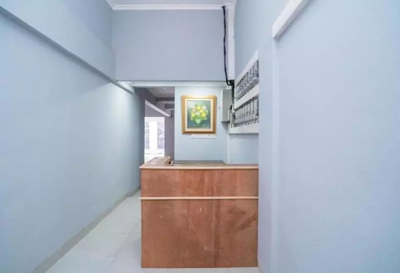 ホテル Koolkost Syariah Near Lippo Mall Kemang  Minimum Stay 6 Nights