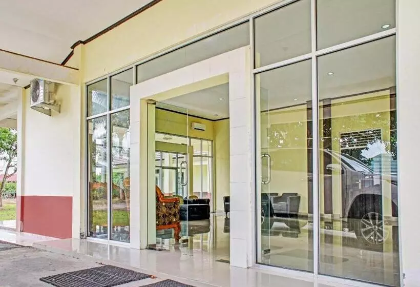 هتل Oyo 90423  Aman