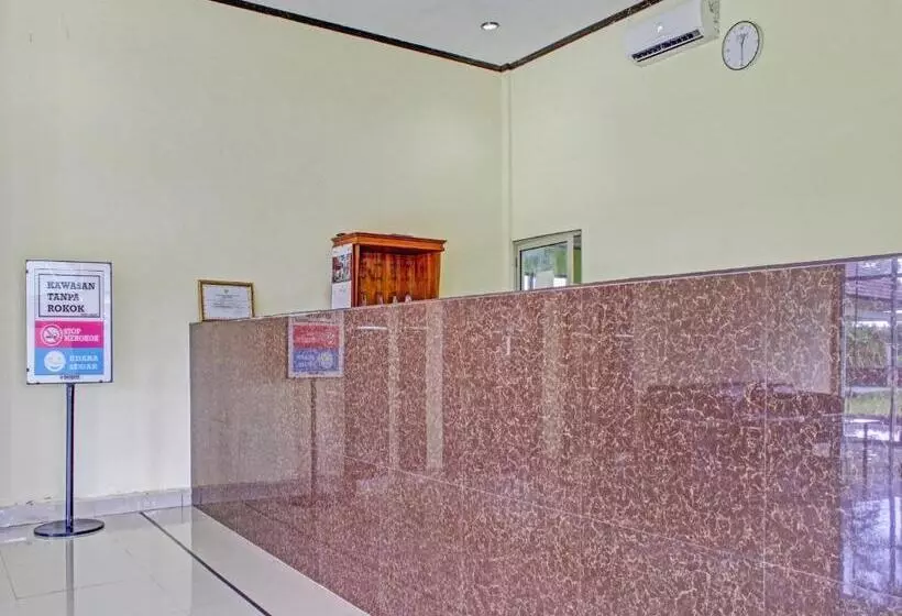 هتل Oyo 90423  Aman