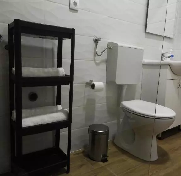 پانسیون Hana Apartmani