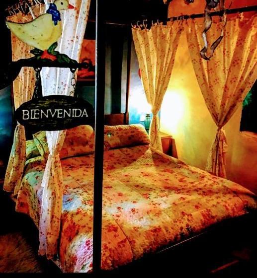 بنسيون Room In Lodge Getaway To Cuenca At La Quinta De Malu