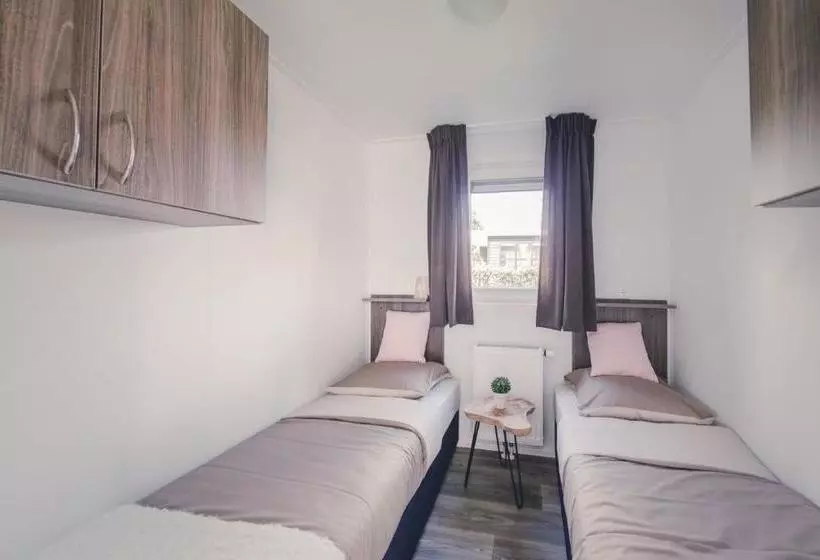 Lomakeskus Buzzard 4 Persons