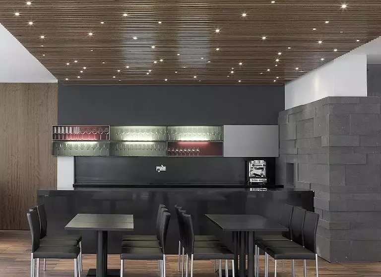 Becker´s Hotel & Restaurant