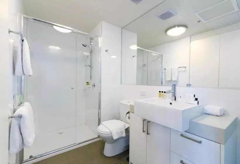 Fraser Place Melbourne