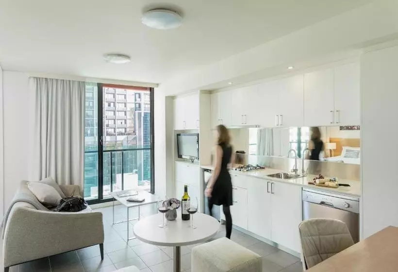 Fraser Place Melbourne