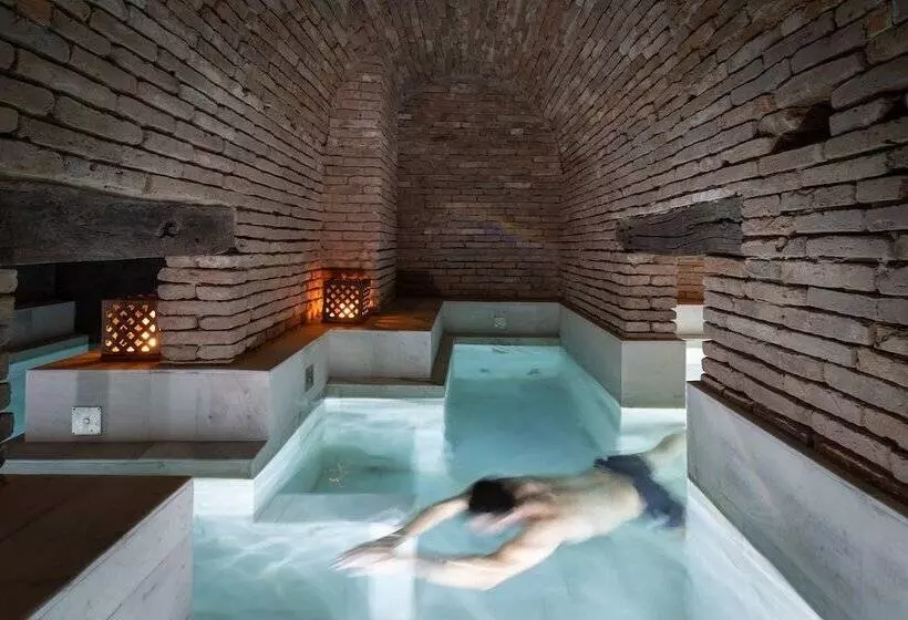 Azur Real Hotel Boutique & Spa