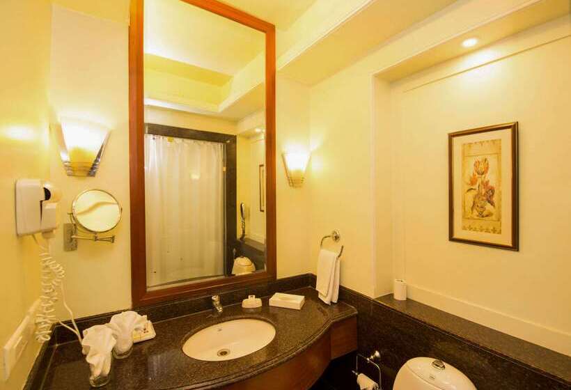 בית מלון כפרי Clarion Bella Casa At Airport