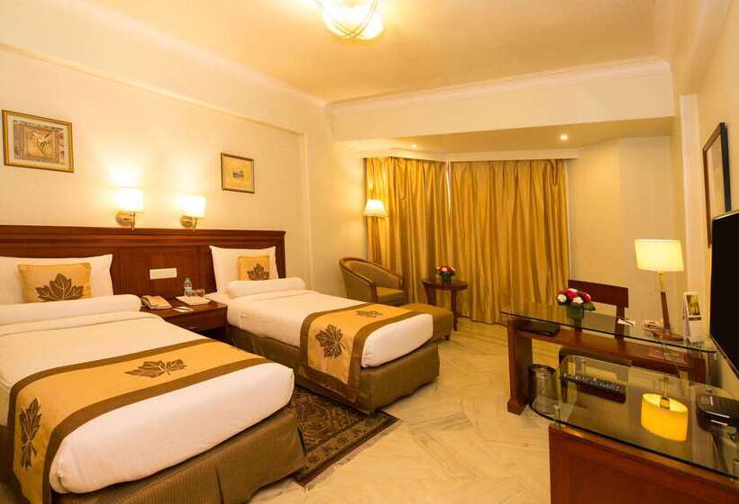 בית מלון כפרי Clarion Bella Casa At Airport