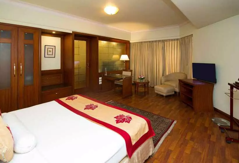 בית מלון כפרי Clarion Bella Casa At Airport