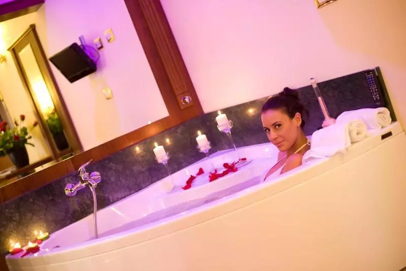 هتل Esedra Inn