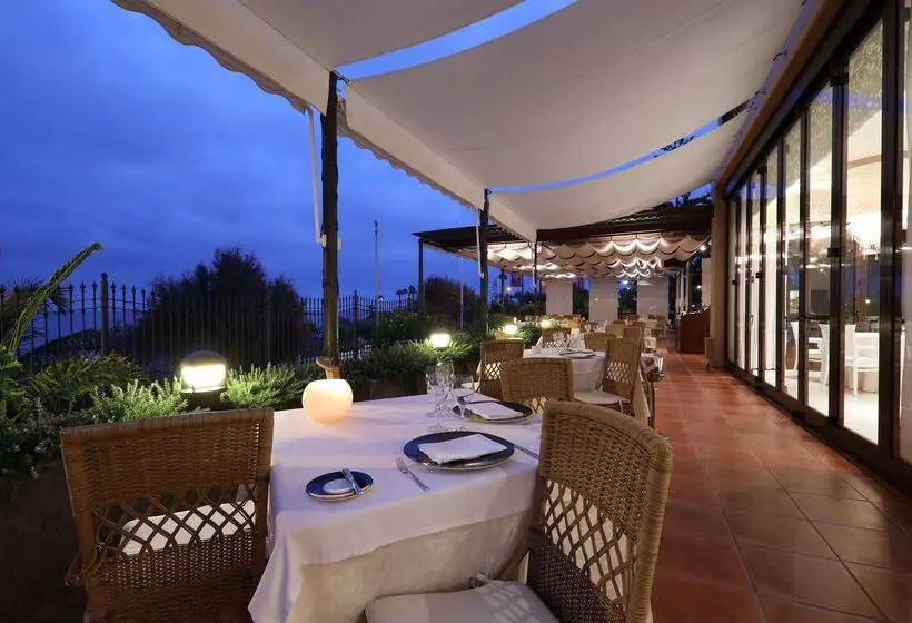 هتل JOIA Salomé by Iberostar - Adults Only