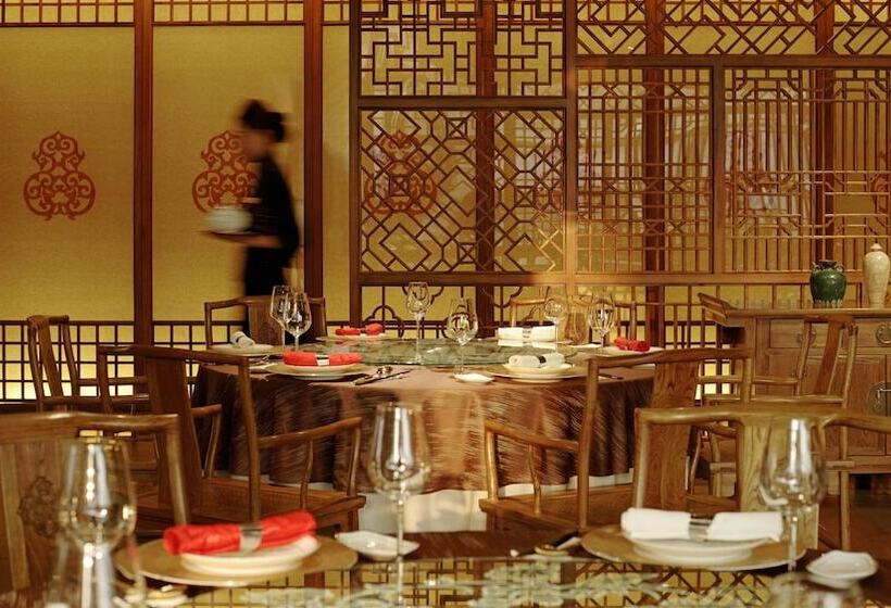 Intercontinental Qingdao, An Ihg Hotel Inside The Olympic Sailing Center