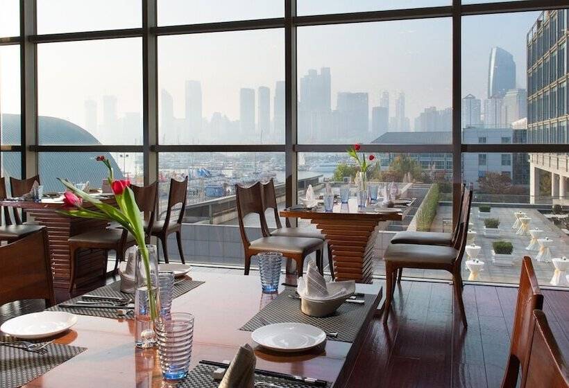 Intercontinental Qingdao, An Ihg Hotel Inside The Olympic Sailing Center