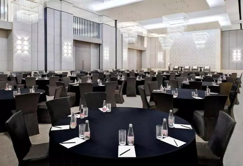 هتل Kempinski Central Avenue Dubai