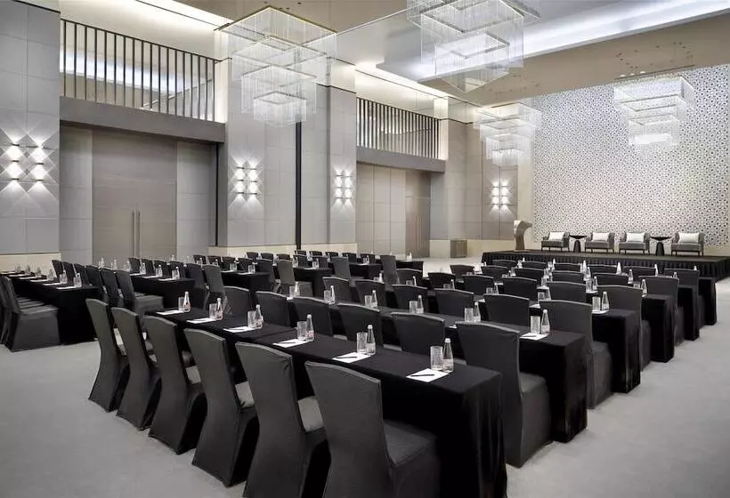 هتل Kempinski Central Avenue Dubai