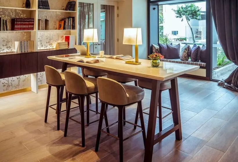 Manto Hotel Lima Mgallery