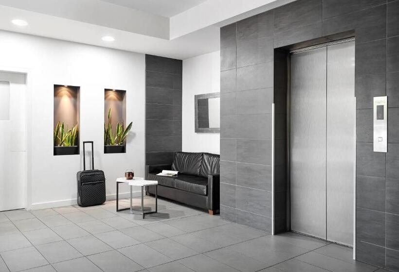 Отель Punthill Oakleigh