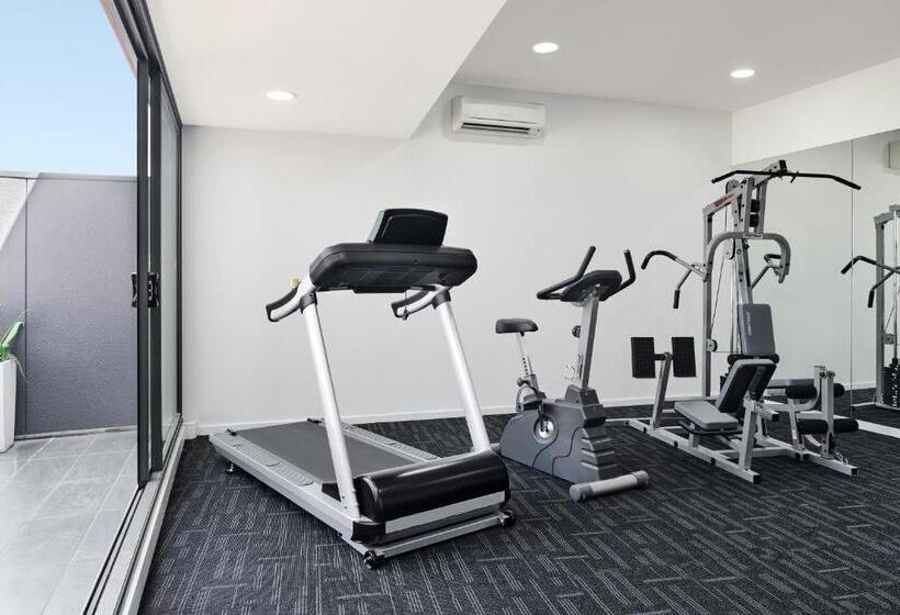 Отель Punthill Oakleigh