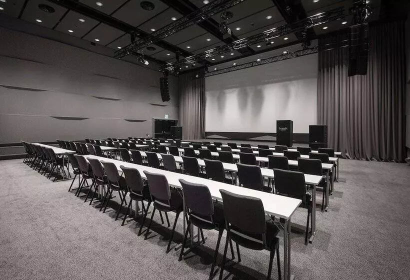 Szálloda Scandic Oslo Airport