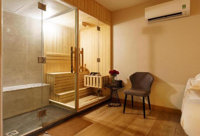 هتل Victory  Saigon