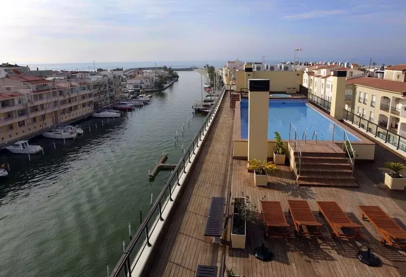 Pierre & Vacances Empuriabrava Marina