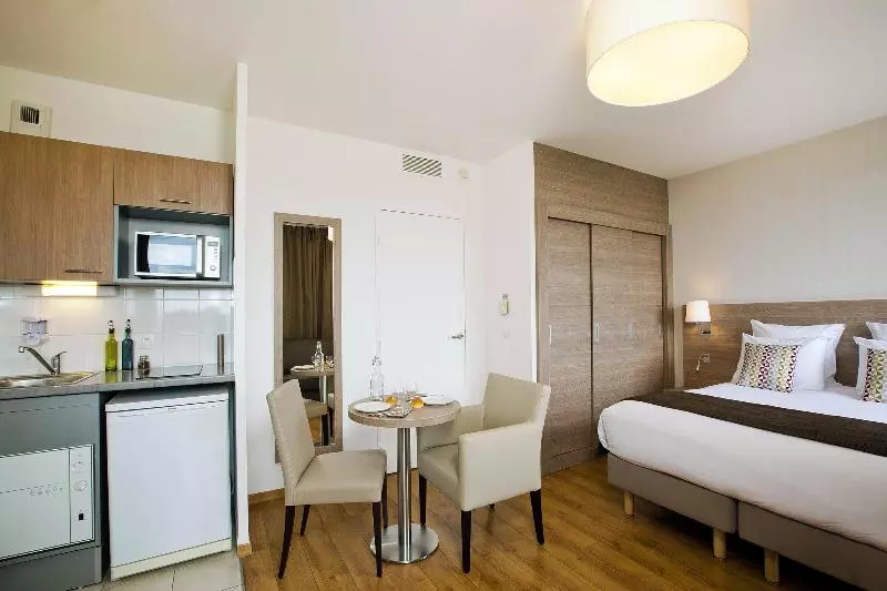 Residhome Bois Colombes Monceau