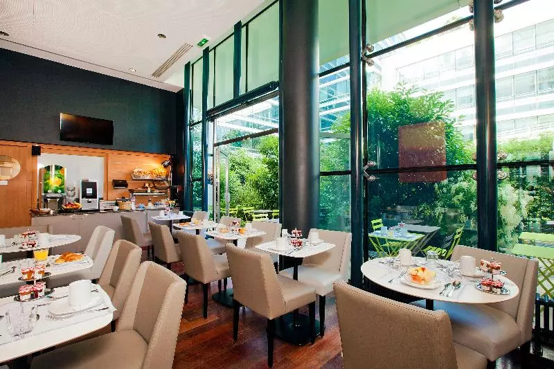 Residhome Bois Colombes Monceau