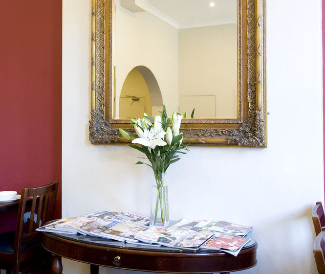 בית מלון כפרי Woolbrokers Hostel Darling Harbour