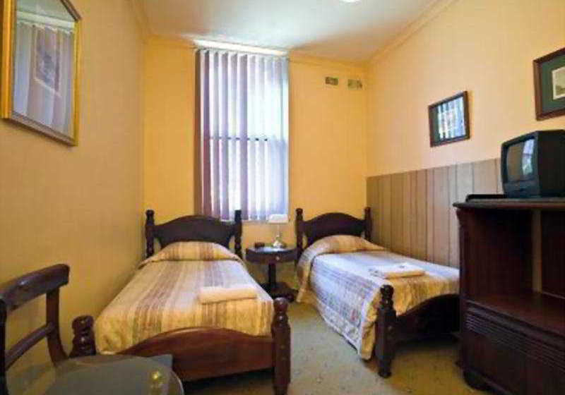 בית מלון כפרי Woolbrokers Hostel Darling Harbour