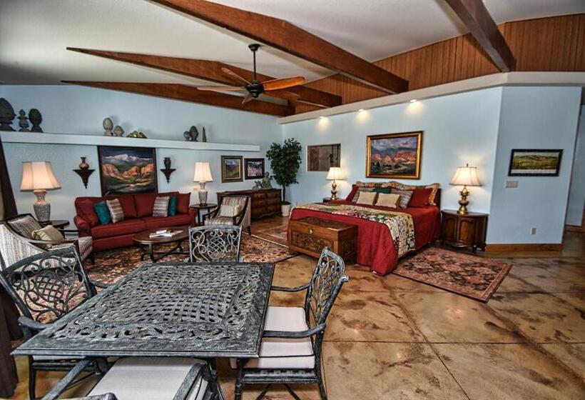 Bed and Breakfast Rampart Range Resort