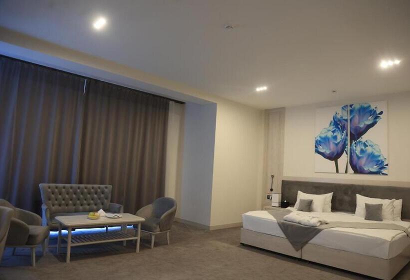 هتل Inspiras Tashkent