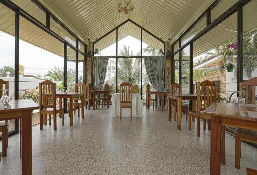 ホテル Oyo 784 Crisol Garden Cafe And Resort