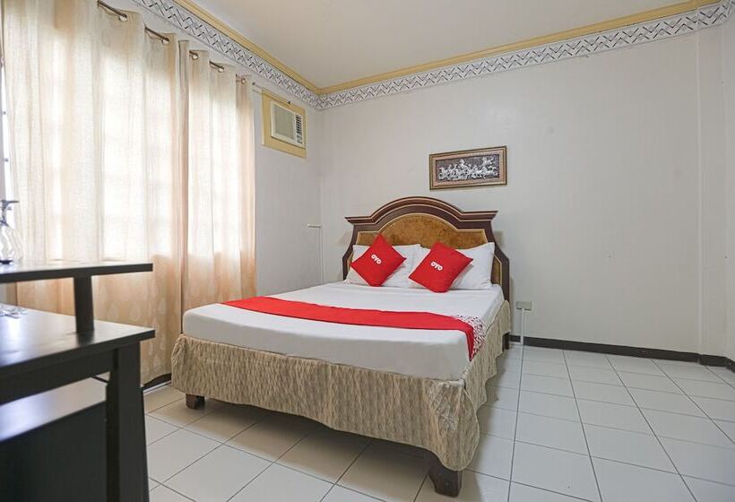 ホテル Oyo 784 Crisol Garden Cafe And Resort