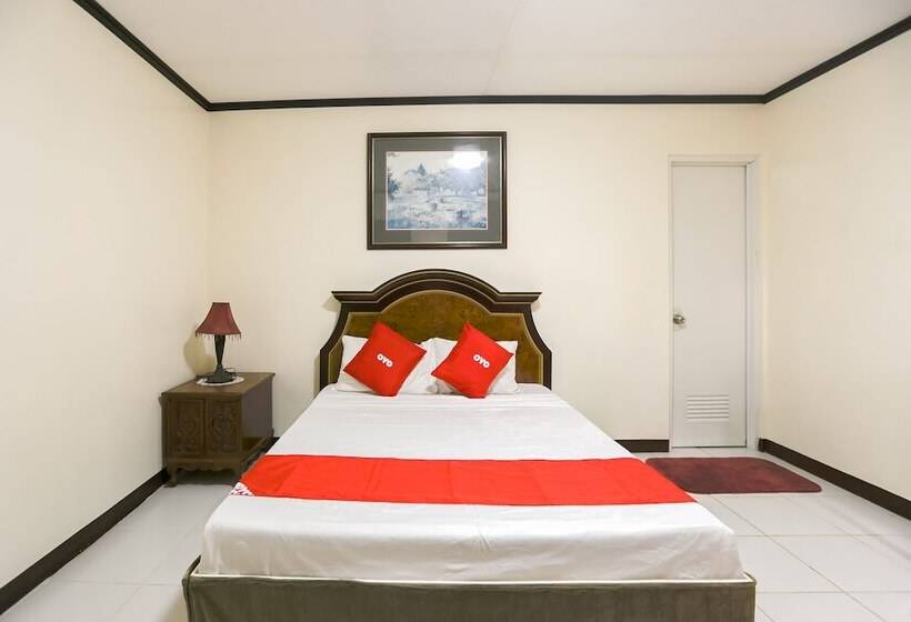 ホテル Oyo 784 Crisol Garden Cafe And Resort