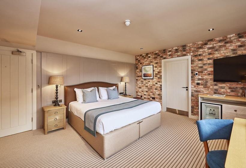 Отель Sandburn Hall