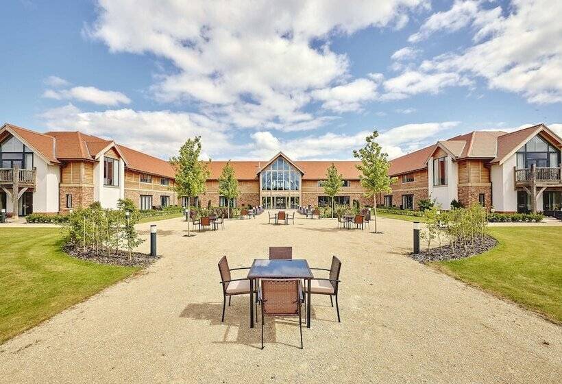 Отель Sandburn Hall