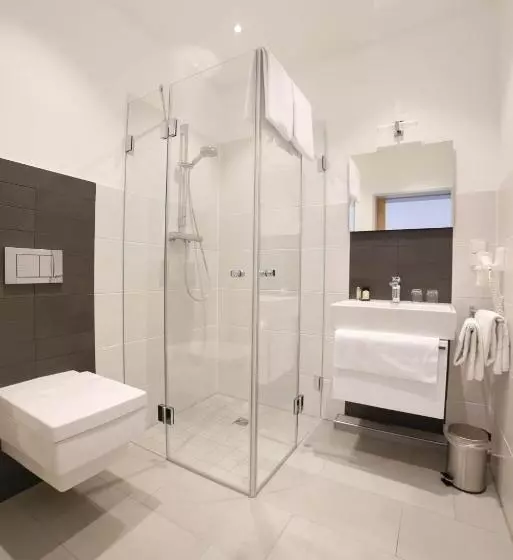 پانسیون Hildegard Forum