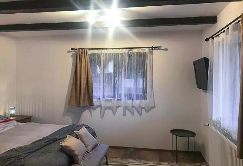 Bed and Breakfast Cununa Văilor